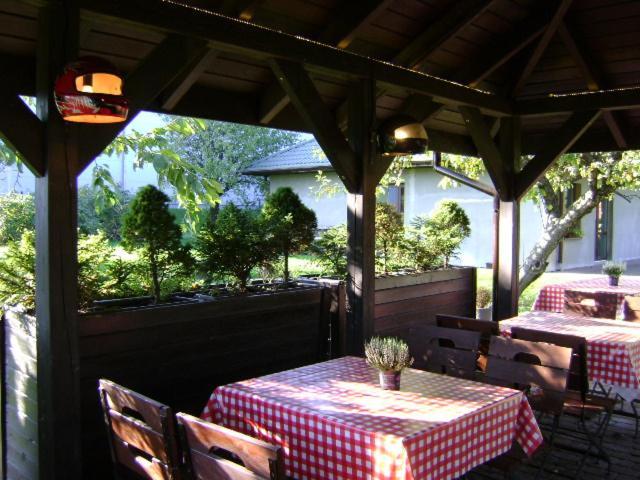 Bed & Breakfast Green Roof Rybarzowice  Dış mekan fotoğraf
